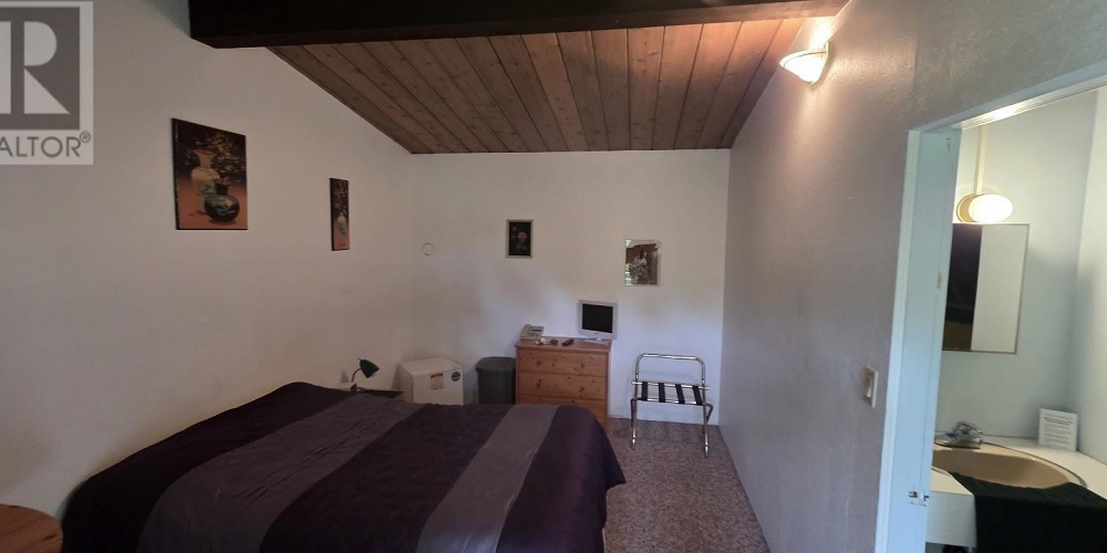 4 NEWCOMBE AVENUE Port Clements Photo 10 4 NEWCOMBE AVENUE Port Clements Photo 10